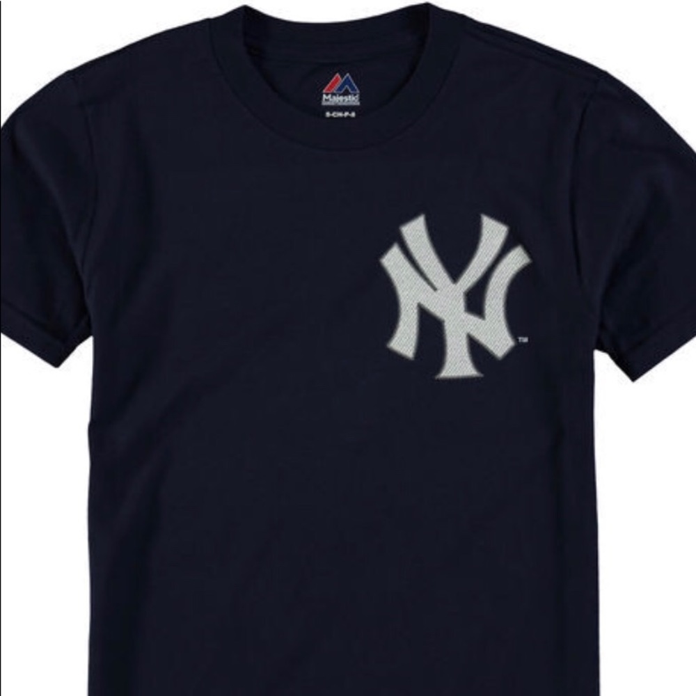 Majestic Yankees T shirt player number